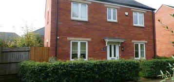 3 bed detached house to rent