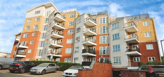 Flat for sale in The Gateway, Watford WD18