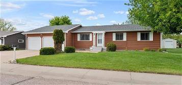 604 Fruitdale St, Spearfish, SD 57783