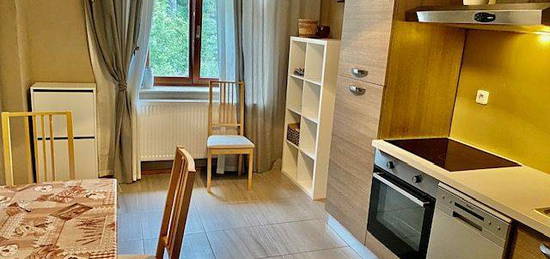 Pronájem bytu 2+kk 40 m²