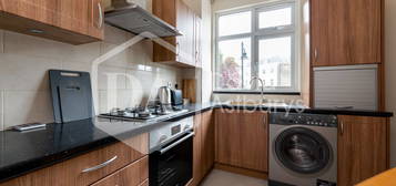 3 bed flat to rent