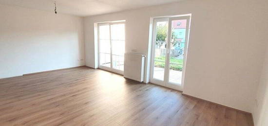 **Tolle 2-Zi-Erdgeschoss-Wohnung mit Terrasse und Gartenanteil **