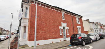 End terrace house to rent in Winter Road, Southsea PO4