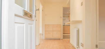 2 bedroom ground maisonette