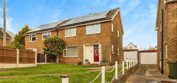 3 bed semi-detached house for sale