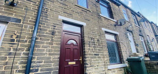 Terraced house to rent in Fleece Street, Buttershaw, Bradford BD6