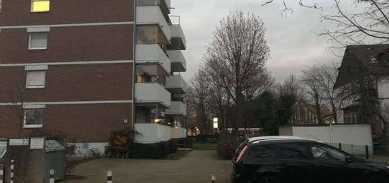 Ansprechende 3-Zimmer-Wohnung mit Balkon in Köln in bester Lage (möbliert)