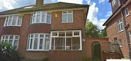 4 bedroom semi-detached house