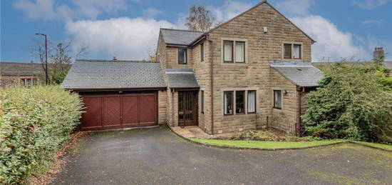 4 bed detached house for sale