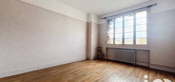 Appartement  à vendre, 7 pièces, 3 chambres, 180 m²