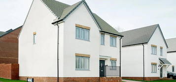 4 bed detached house for sale