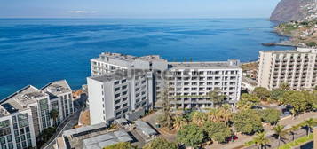 Madeira Acqua Residences ’ Ocean Sunset Views