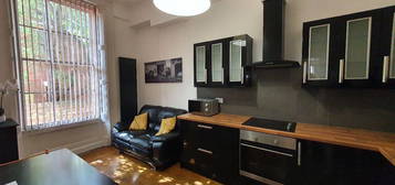 2 bed flat to rent