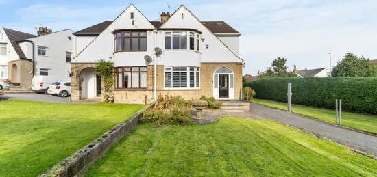 4 bedroom semi-detached house for sale