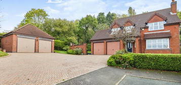 4 bedroom detached house