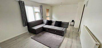 2 bed property to rent