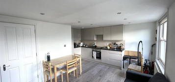 2 bed flat to rent