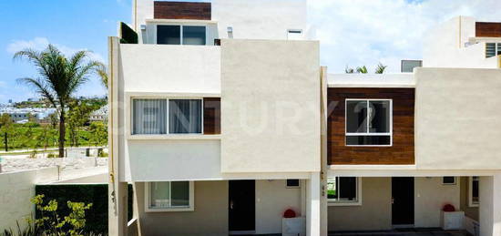 Casa En Venta Cluster Tesalia, Lomas De Angelópolis