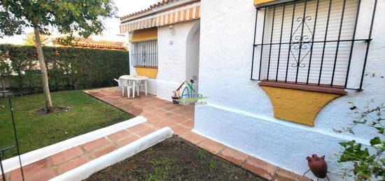 Casa adosada en venta en Caño Guerrero