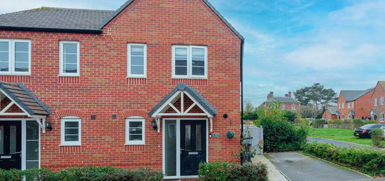 2 bedroom semi-detached house for sale