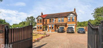 7 bedroom detached house for sale