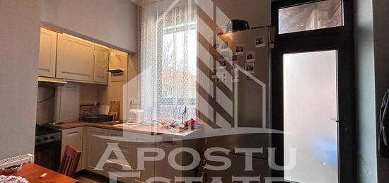 Apartament 3 camere, 2 bai, aproape de Colegiul Național...