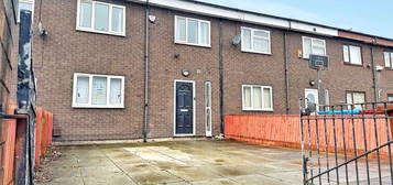 4 bed terraced house for sale