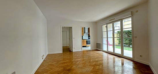 Appartement  à vendre, 2 pièces, 1 chambre, 48 m²