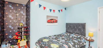 Flat for sale in Hillary Drive, Hereford HR4