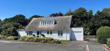 4 bedroom detached bungalow for sale