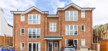 Flat for sale in Flat 4, Merton Rise, 119 Lawn Lane, Hemel Hempstead, Hertfordshire HP3