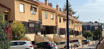 Casa adosada en Casco Antiguo, Boadilla del Monte