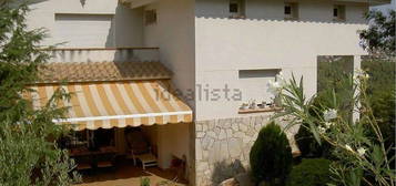 Chalet en Corbera de Llobregat