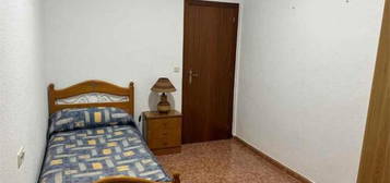 Apartamento de alquiler en Baeza