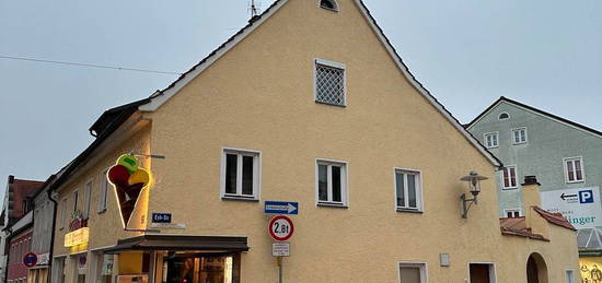 Vermiete DG Wohnung im Zentrum von Neuburg