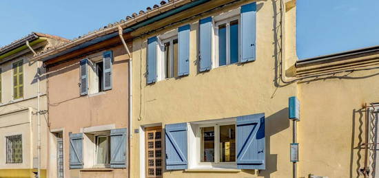 Maison de ville 2 étages  à vendre, 4 pièces, 3 chambres, 104 m²