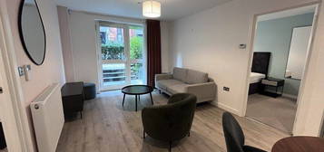 Flat to rent in Brickfield Street, Salford M5