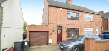 3 bed semi-detached house for sale