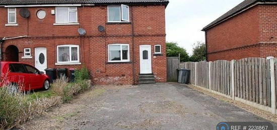 2 bedroom end of terrace house