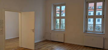 Große helle Wohnung oder Büro im Zentrum von Hildburghausen