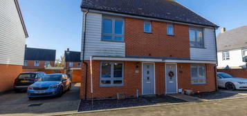 2 bedroom semi-detached house for sale