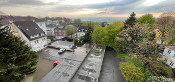 2 Zimmer Dachgeschosswohnung mit sehr schönem Ausblick