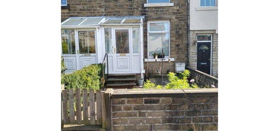 Terraced house to rent in St. James Road, Huddersfield HD1