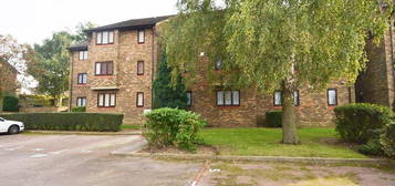 Flat to rent in Nijinsky House, Chiltern View Road, Uxbridge UB8