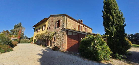 Casale/cascina in vendita a Monte San Savino