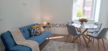 Apartamento T2 - São Domingos de Benfica