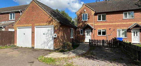 3 bedroom semi-detached house to rent