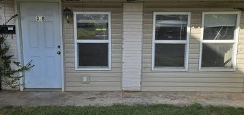 37 W  6th St #B, Cookeville, TN 38501