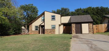 1901 Tiffany Dr, Norman, OK 73071