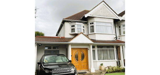 Semi-detached house to rent in Dormers Wells Lane, Southall UB1